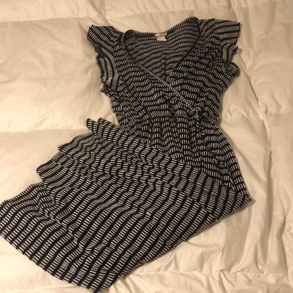 Caution To The Wind high low dress, size small, V neck, very soft material